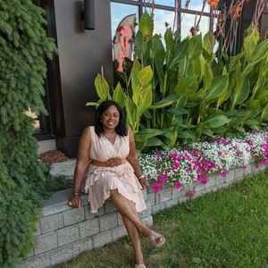 Meet your Posher, Marcia